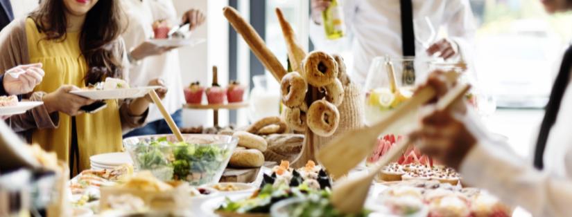 Le traiteur comme scénographe : quand le buffet devient une œuvre d'art